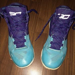 Curry 2’s men’s shoes